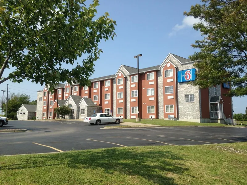 Motel 6 Olathe, KS hotel detail image 6