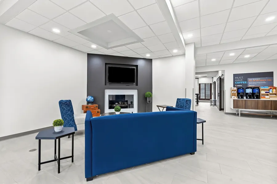 Holiday Inn Express Nashville-Hendersonville by IHG hotel detail image 2