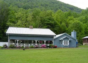 Misty Mountain Ranch B&B hotel thumbnail 3