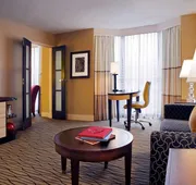 Hilton Rosemont Chicago O'Hare hotel detail image 3