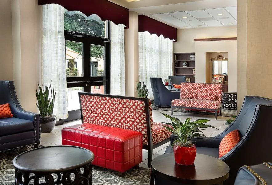 DoubleTree by Hilton Charlotte Airport hotel detail image 2