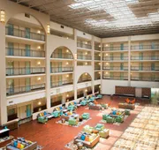 Embassy Suites by Hilton Cincinnati Northeast Blue Ash hotel detail image 4