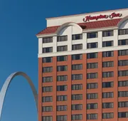 Hampton Inn St. Louis-Downtown (At the Gateway Arch) hotel detail image 4