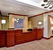 Holiday Inn Express Hotel & Suites Grand Rapids-North by IHG hotel detail image 3