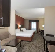 Holiday Inn Express Hotel & Suites Grand Rapids-North by IHG hotel detail image 7