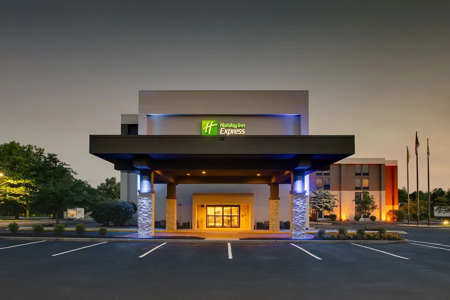 Holiday Inn Express Voorhees - Mt. Laurel by IHG hotel detail image 2