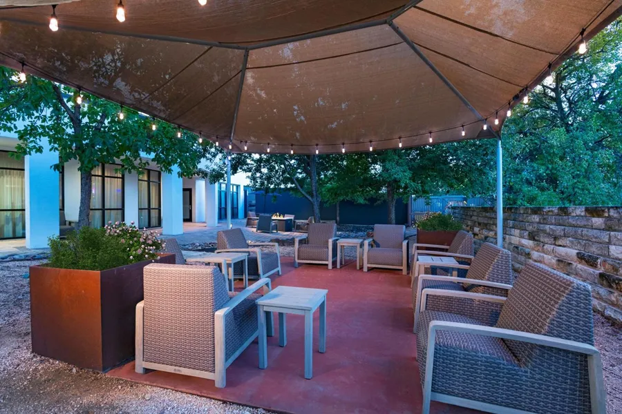 Courtyard by Marriott Austin Airport hotel detail image 6
