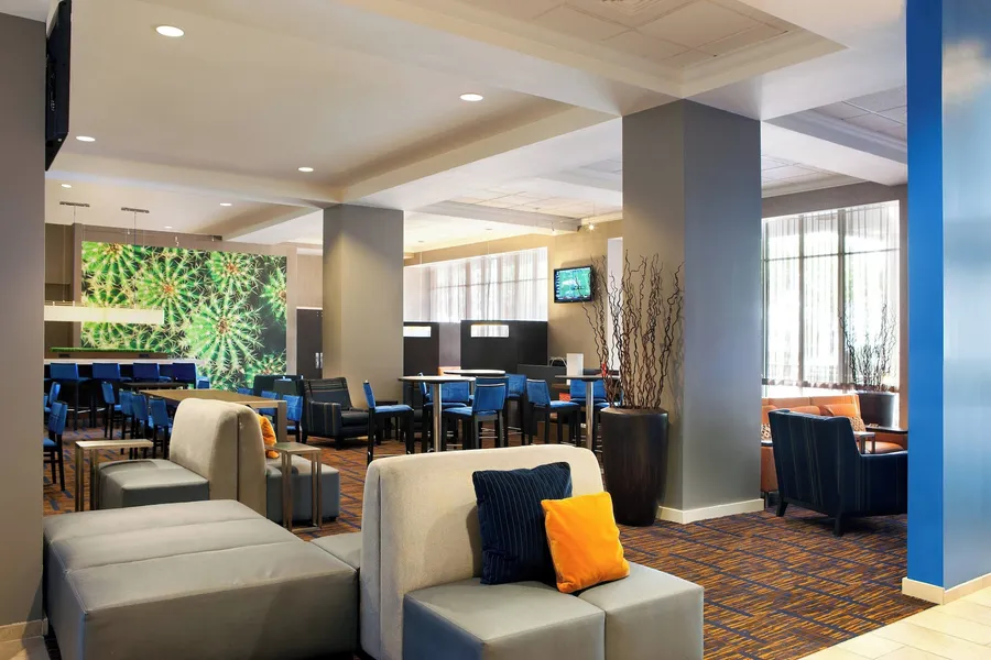 Courtyard by Marriott Houston Downtown/Convention Center hotel detail image 2