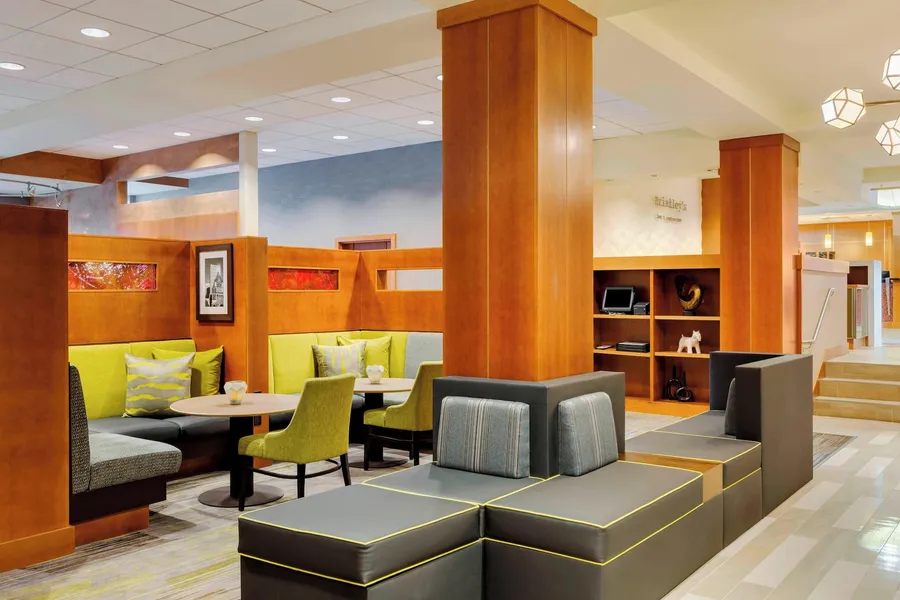 Courtyard by Marriott Boston Logan Airport hotel detail image 2