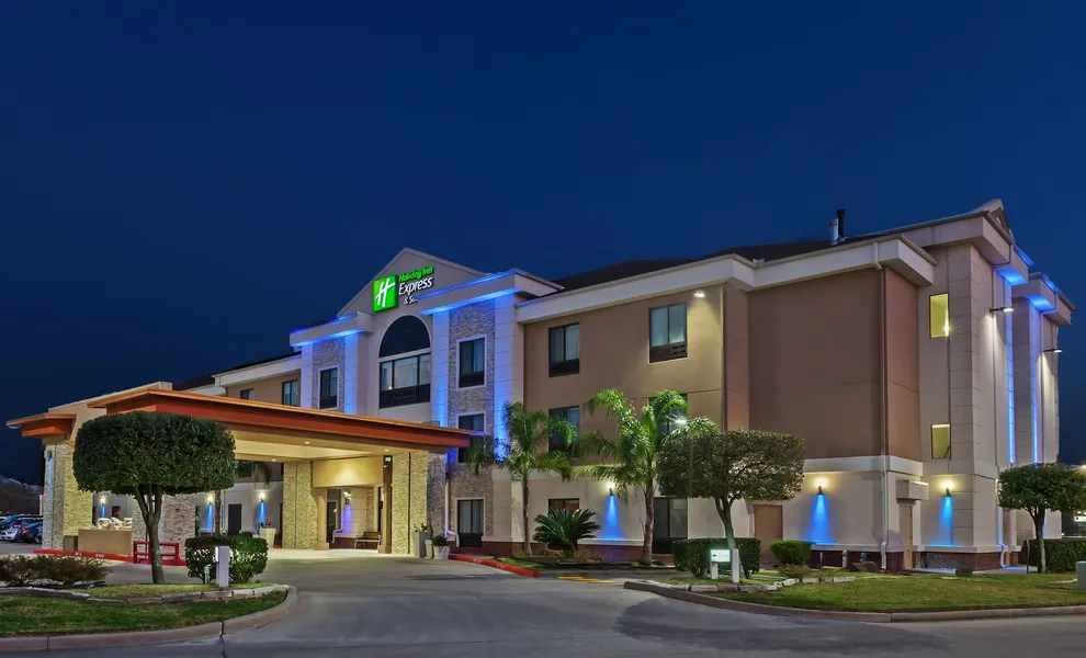 Holiday Inn Express & Suites Houston East, by IHG hotel detail image 2