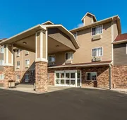 Red Roof Inn & Suites Omaha - Council Bluffs hotel detail image 4