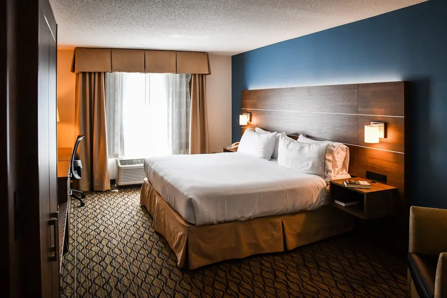 Holiday Inn Express Hotel & Suites Concord by IHG hotel detail image 6