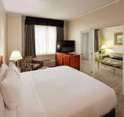 Hilton Cincinnati Netherland Plaza hotel detail image 7