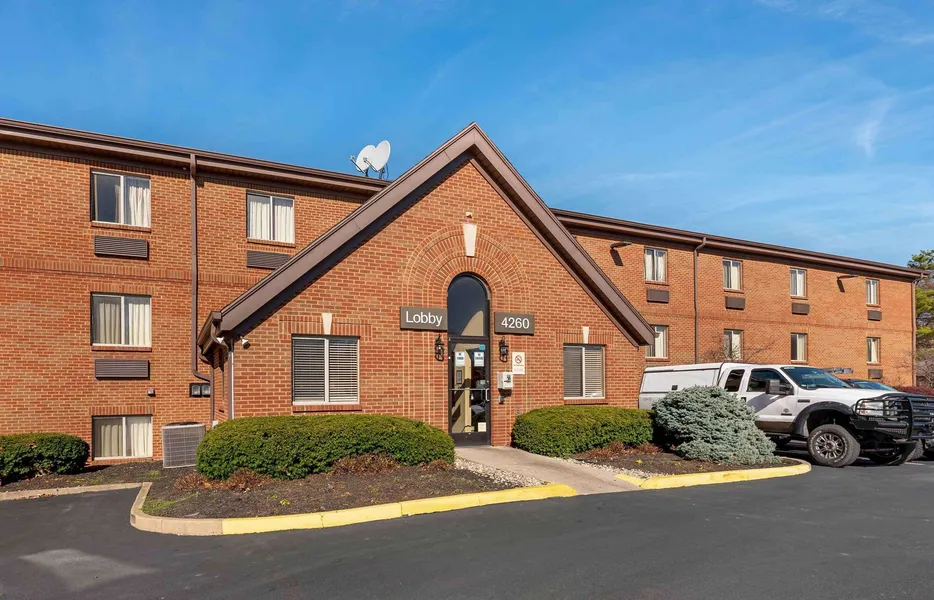 Extended Stay America Suites Cincinnati Blue Ash Reagan Hwy hotel detail image 2