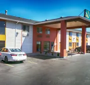 Quality Inn Airport hotel detail image 4