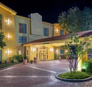 La Quinta Inn by Wyndham San Antonio I-35 N at Toepperwein hotel detail image 3