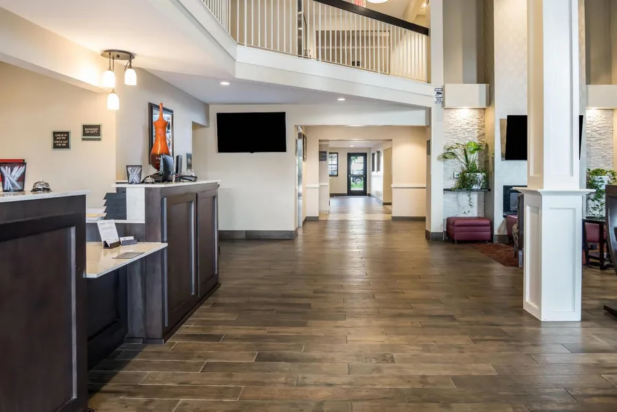 Country Inn & Suites by Radisson, Grandville-Grand Rapids West, MI hotel detail image 6