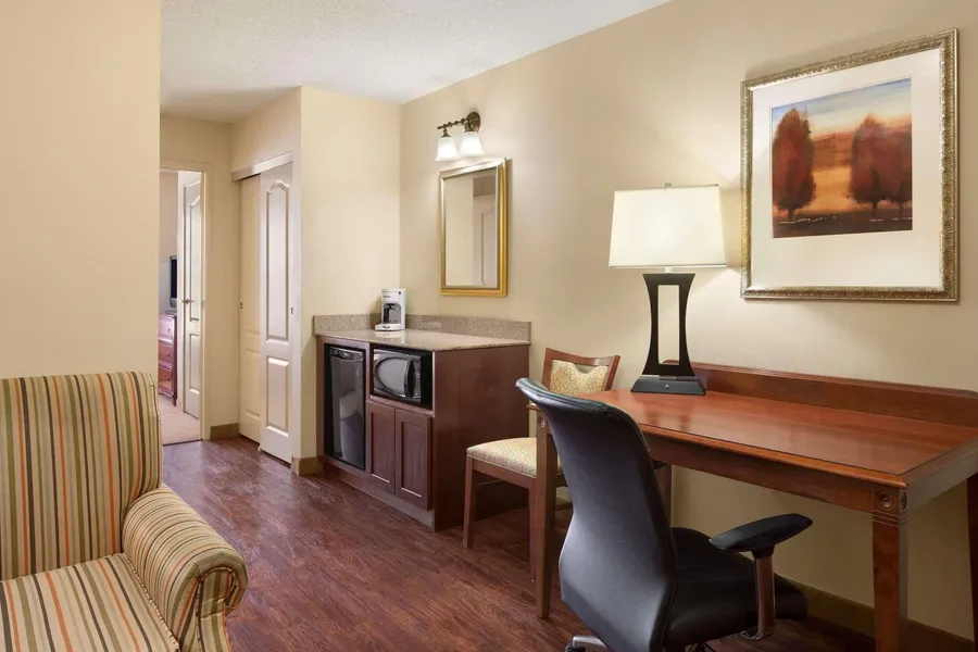 Country Inn & Suites by Radisson, Baltimore North, MD hotel detail image 6