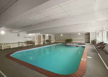 Days Inn by Wyndham Lacey Olympia Area hotel thumbnail 8