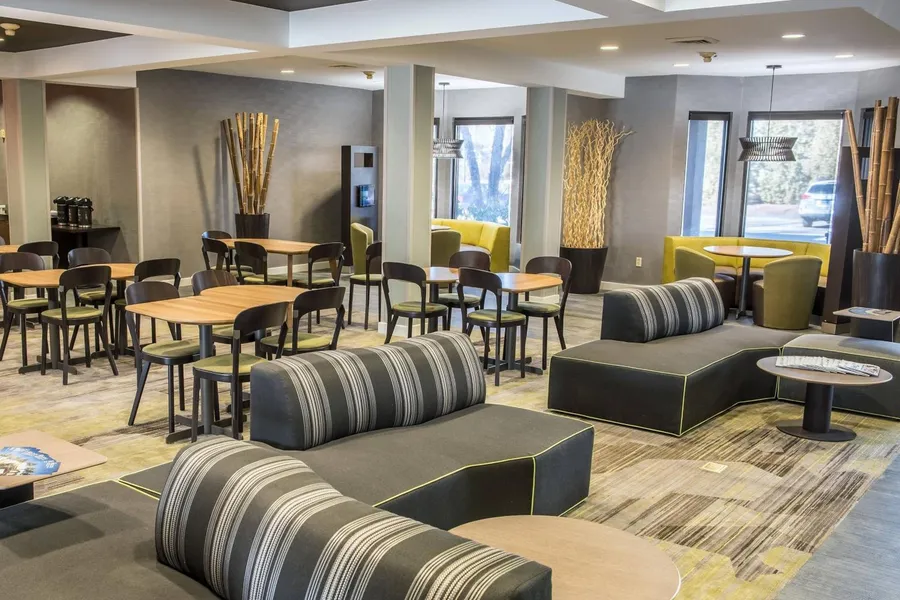 Courtyard by Marriott Norwich hotel detail image 6