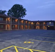 AArya Hotel By Niagara Fashion Outlets hotel detail image 5