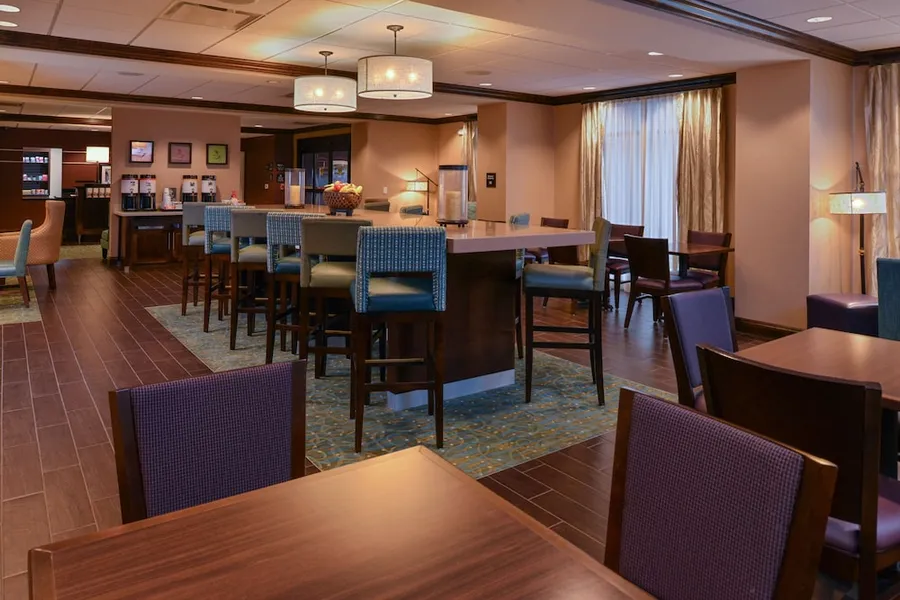 Hampton Inn Omaha Midtown-Aksarben Area hotel detail image 6