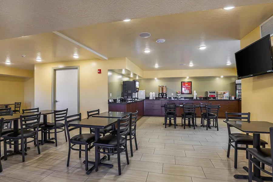 Econo Lodge Hurricane Zion Park Area hotel detail image 2