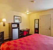 Econo Lodge Hurricane Zion Park Area hotel detail image 7