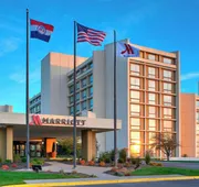 Kansas City Airport Marriott hotel detail image 4