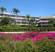 Marco Beach Vacation Suites hotel detail image 5