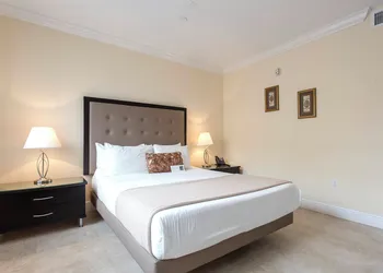 Westover Arms Hotel hotel thumbnail 7