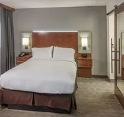 DoubleTree by Hilton Omaha Southwest hotel detail image 7