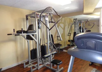 Howard Johnson By Wyndham Suffern hotel thumbnail 8