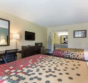 Econo Lodge Gallatin - Metro Nashville hotel detail image 7