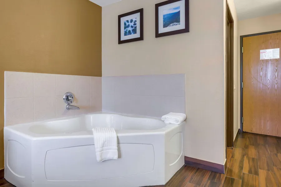 Comfort Inn Payson hotel detail image 6
