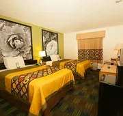 Super 8 by Wyndham Corydon hotel detail image 7