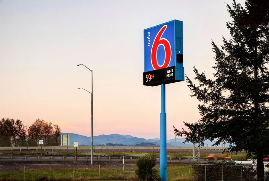 Motel 6 Troutdale, OR - Portland East hotel detail image 2
