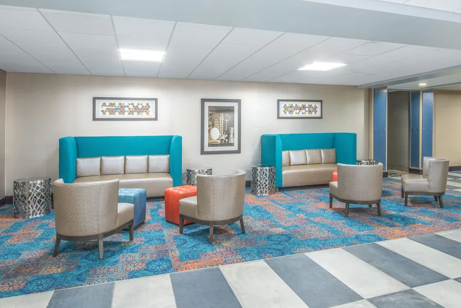 Holiday Inn Express & Suites Shawnee-Kansas City West by IHG hotel detail image 6