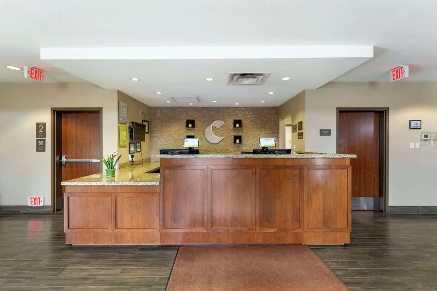Comfort Suites Carlsbad hotel detail image 6