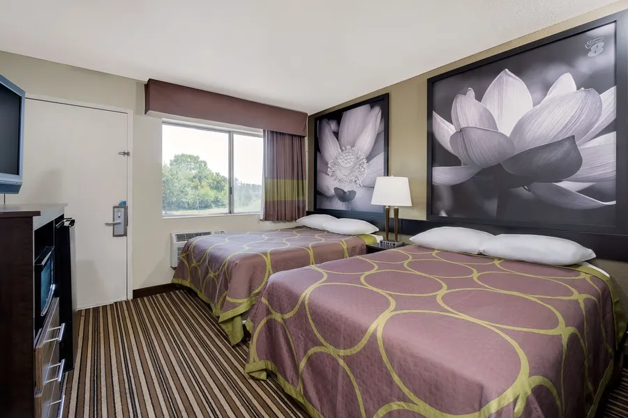 Super 8 by Wyndham Florence hotel detail image 6