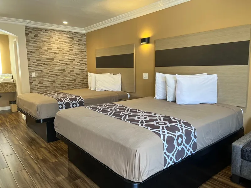 Industry Inn & Suites hotel detail image 6