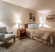 Quality Inn Waynesboro hotel detail image 5