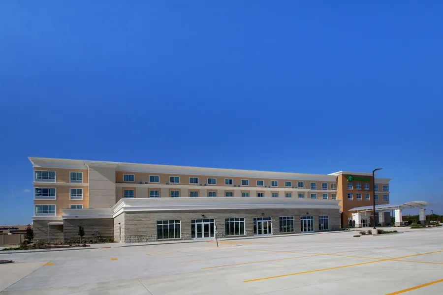 Holiday Inn & Suites Peoria At Grand Prairie by IHG hotel detail image 2