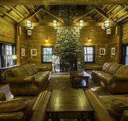 Lake McDonald Lodge - Inside the Park hotel detail image 4