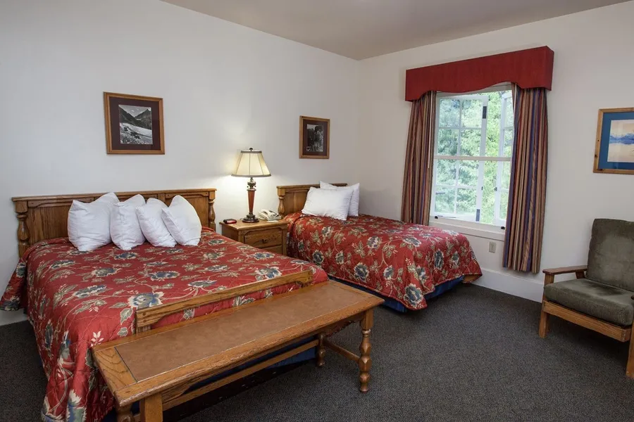 Lake McDonald Lodge - Inside the Park hotel detail image 6