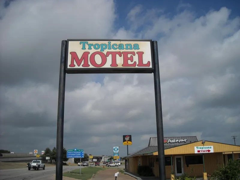 Tropicana Motel hotel detail image 2