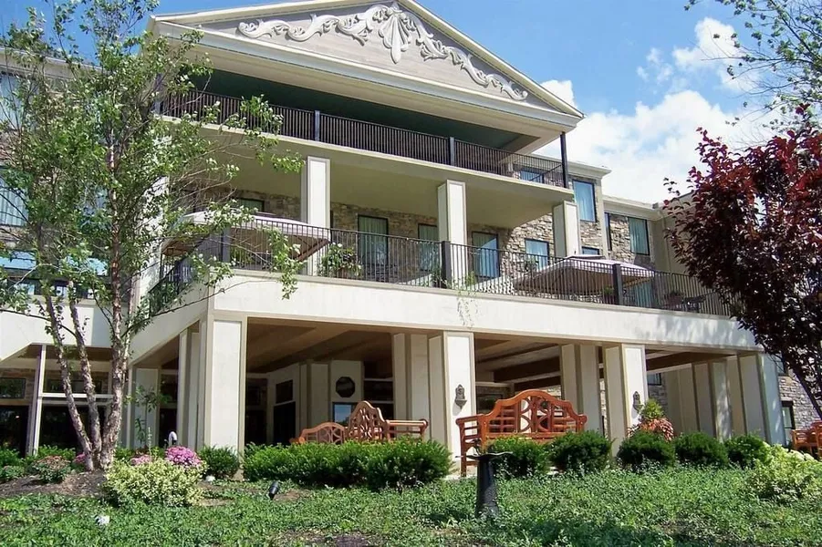 Niagara Crossing Hotel & Spa hotel detail image 6