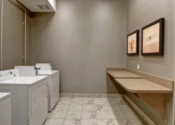 Lac La Biche Canalta hotel thumbnail 4