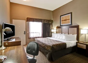Lac La Biche Canalta hotel thumbnail 7