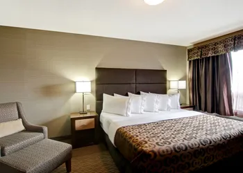 Lac La Biche Canalta hotel thumbnail 8